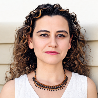 Dr. Saliha Durmuş