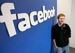 Zuckerberg'den Facebook'un Rakibine Destek