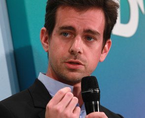 Jack Dorsey: “Twitter sosyalleşmeden fazlasını sunuyor”