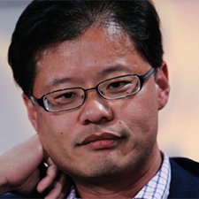 Yahoo'da büyük değişim: Jerry Yang görevi bıraktı!