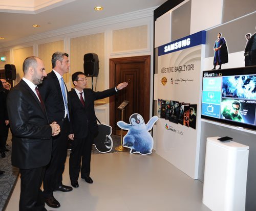 Warner Bros ve Disney filmleri Samsung Smart TV'de