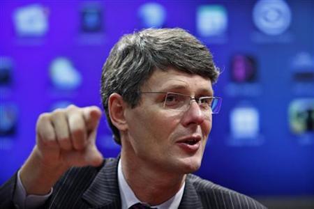 Son çeyreği zararla kapatan RIM strateji değiştiriyor