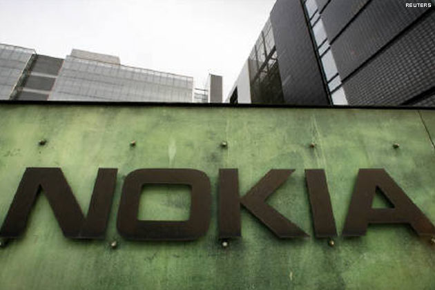 Nokia yeni stratejisinde sancılı şekilde yol alıyor
