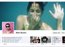 Zaman tüneli Facebook sayfalarındaki sekmeleri vurdu