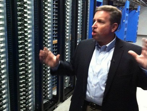 Facebook günde 500 terabyte veri topluyor