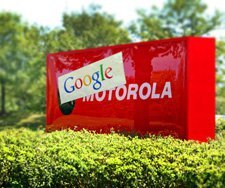 Google 12,5 milyar dolara aldığı Motorola’yı küçültüyor