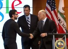 Google'ın sürücüsüz araçları artık Kaliforniya'yı da turlayacak