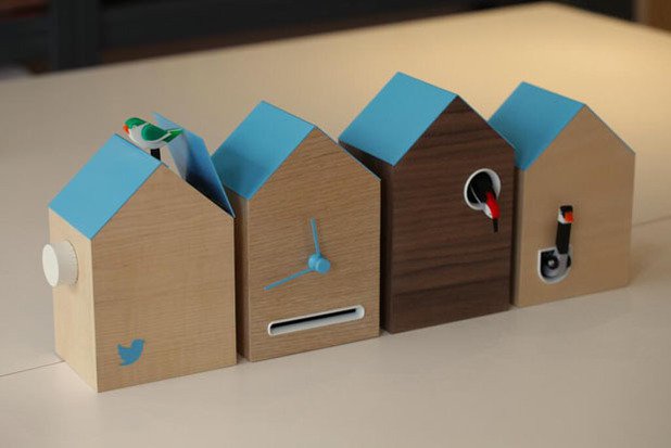 İnternete bağlı ve Twitter'a entegre guguklu saat projesi