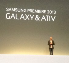 Samsung Londra'da yeni Galaxy S4 serisi cihazlarını tanıttı