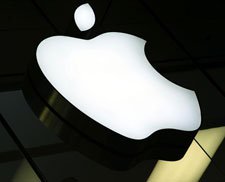 Apple rekor iPhone satışları sayesinde ikinci mali çeyreği yükselişle kapattı