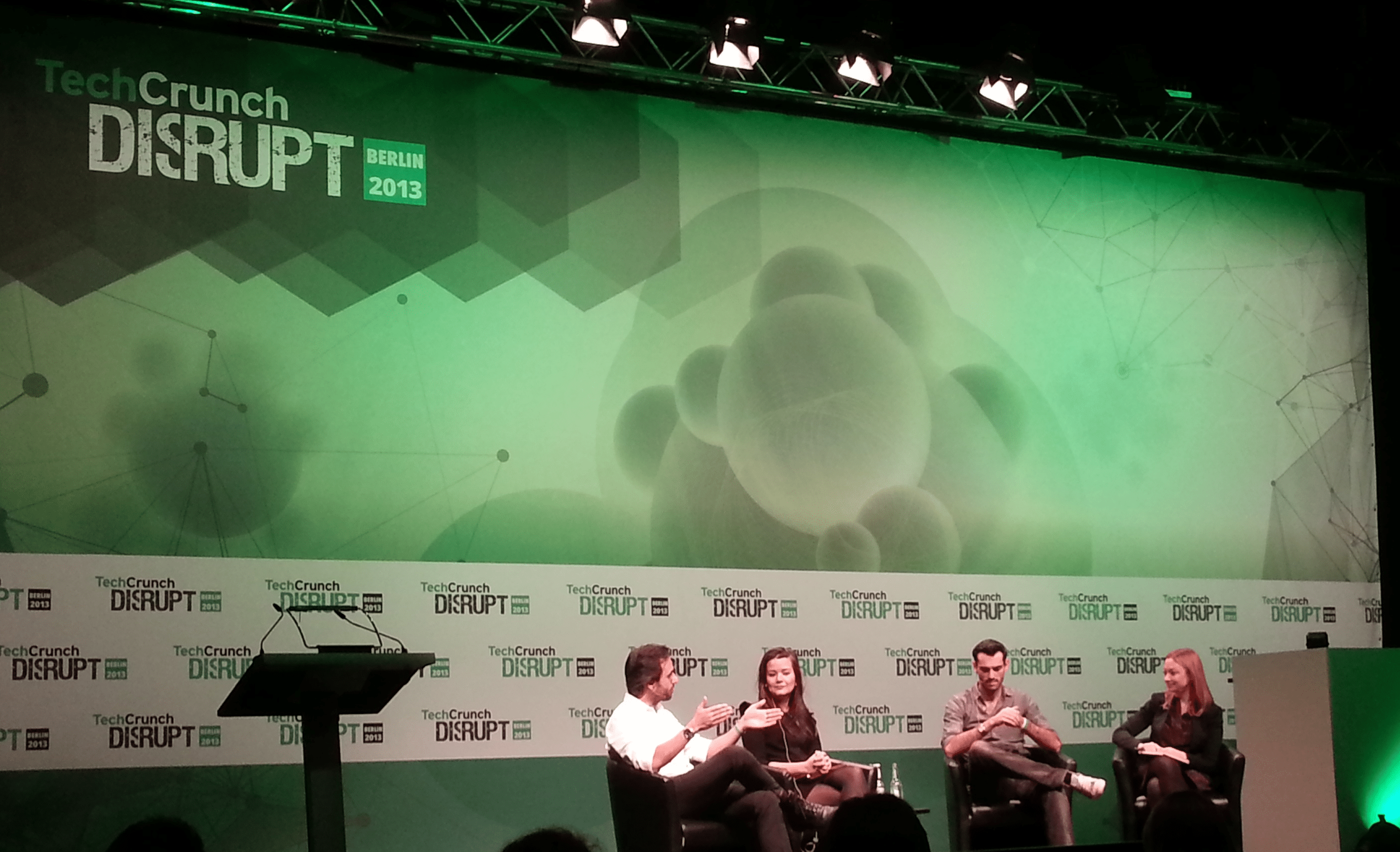 demet-mutlu-trendyol-berlin