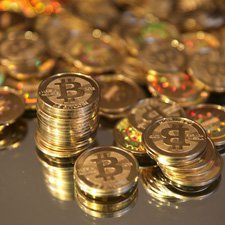 Zynga, Bitcoin ile ödemeyi test etmeye başladı, Bitcoin yeniden 1000 doların üzerine çıktı