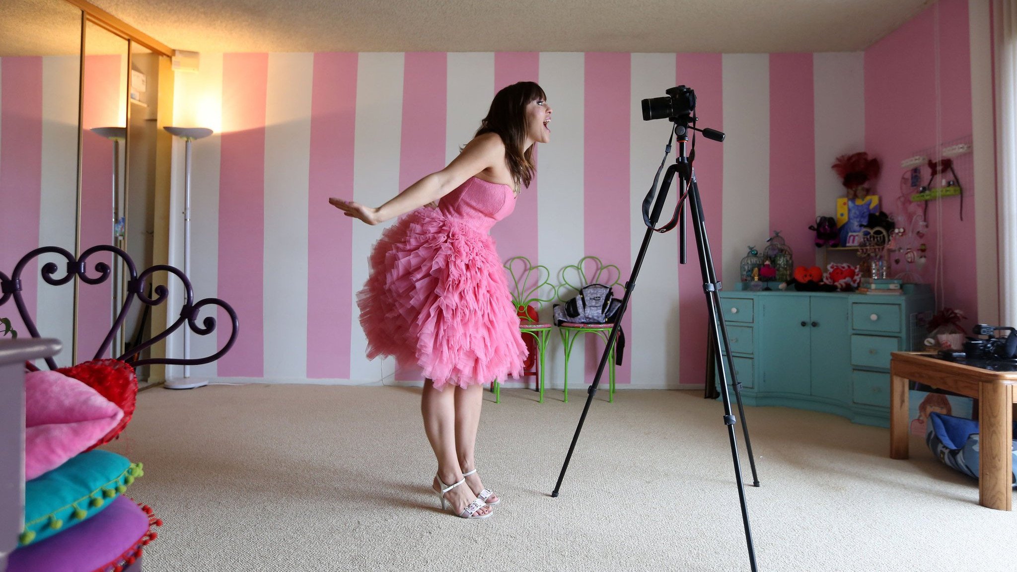 YouTube'dan yılda 100 bin dolar kazanmak o kadar eğlenceli değil