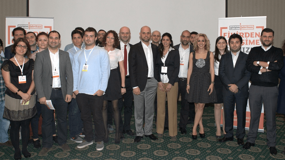 Girişim Fabrikası'nın demo gününde sahne alan, 3'ü Yunanistan'dan olmak üzere 8 girişim