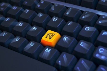 Lüks moda markaları neden e-ticaret işine girmiyor?