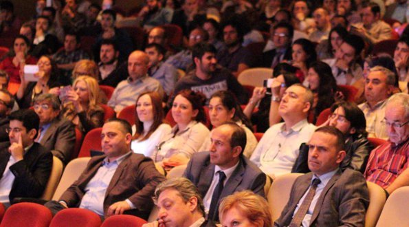 Ücretsiz EticaretSEM etkinliğinin konusu 'e-ticarette başarı'