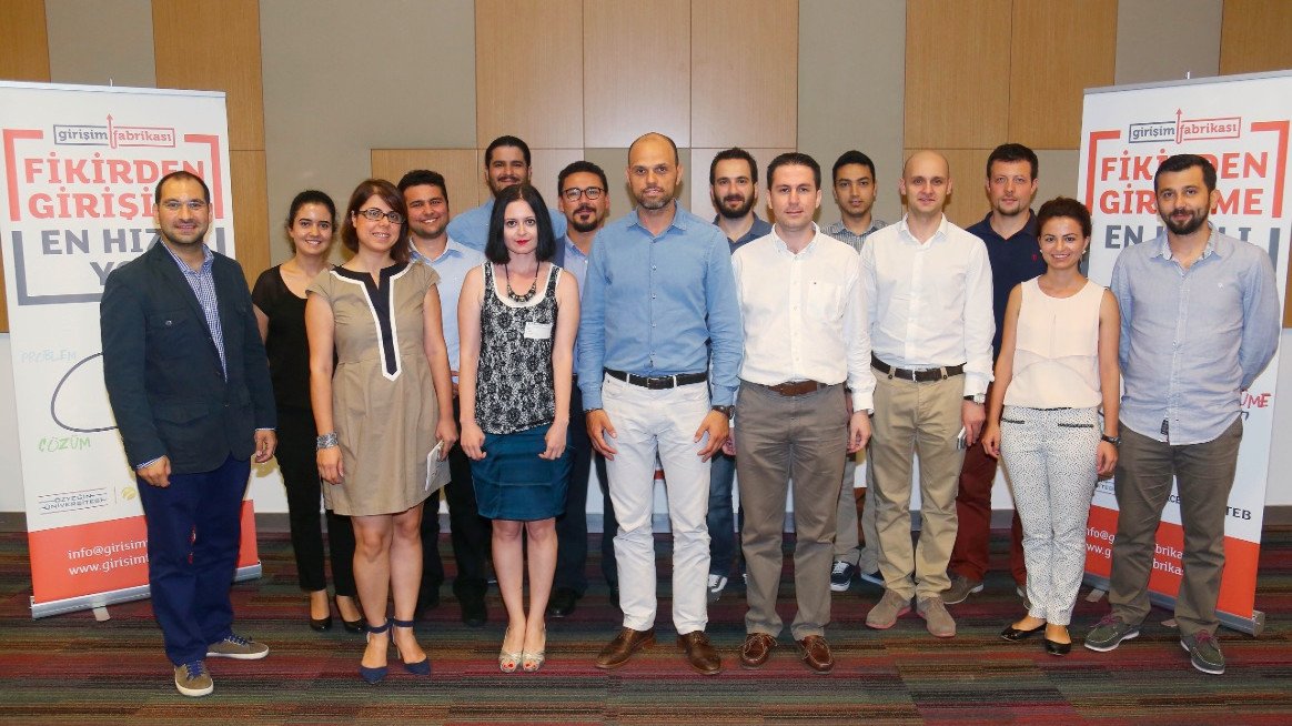 Girişim Fabrikası Demo Günü'nde sahne alan 8 girişim