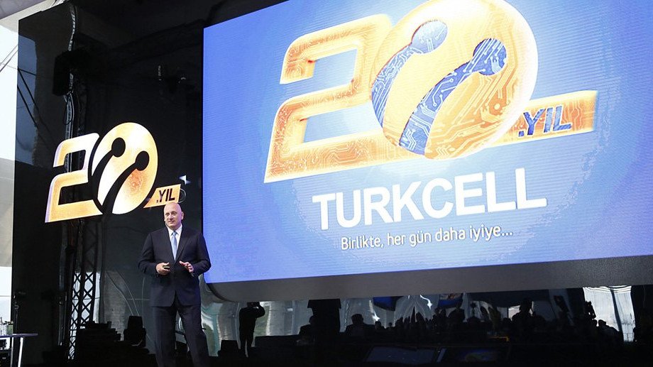 Turkcell 2014'ün ikinci çeyreğinde yüzde 2.4 büyüdü, 2.9 milyar TL gelir elde etti