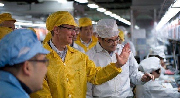 Apple'ın tedarikçisi Foxconn, iPhone 6 üretimi için foxbotlarla işe koyuluyor