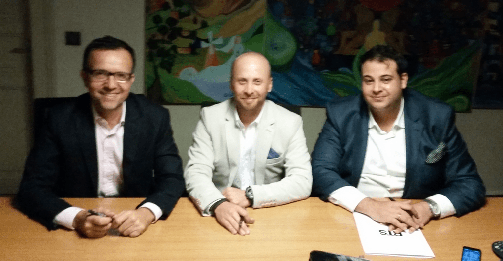 alper-akcan-mikro-odeme-satildi