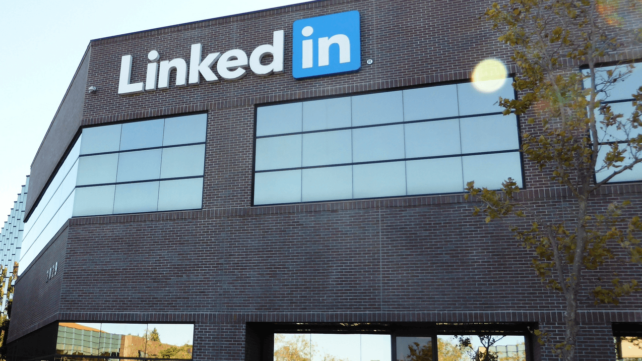 LinkedIn, en çok parayı iş ilanlarından kazanıyor