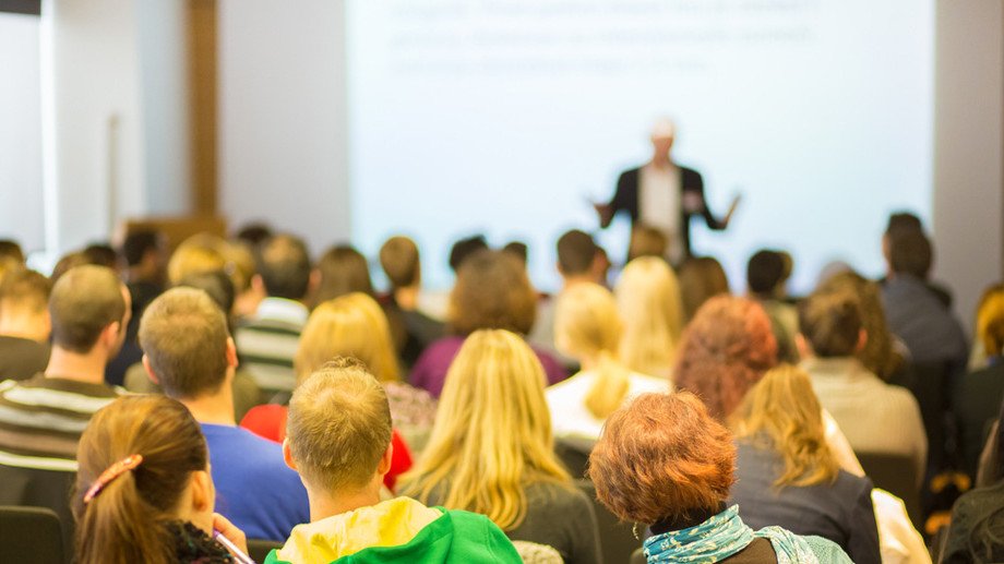 Girişimcilik tutkusu üniversite öğrencileri arasında hızla yayılıyor. Peki bu değişime hazır mıyız?
