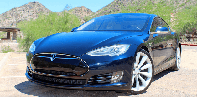 Dünyanın ilk 'Tesla Oteli' Airbnb'de listelenmeye başladı