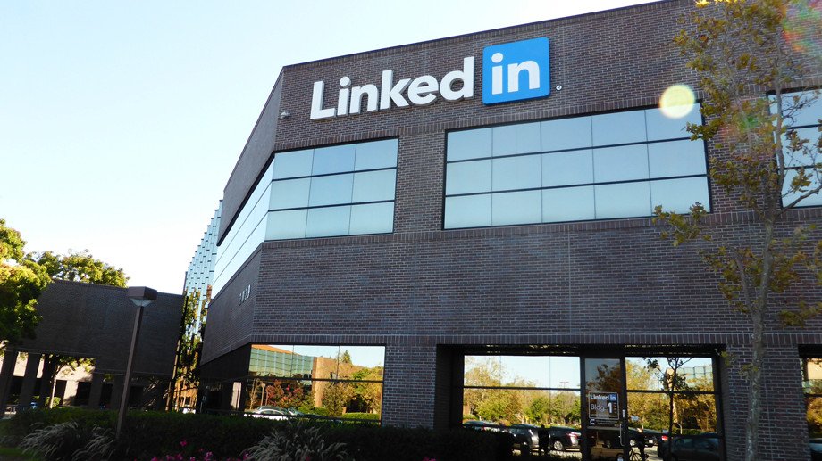 LinkedIn 2015'in ilk çeyreğinde 638 milyon dolar gelir elde etti
