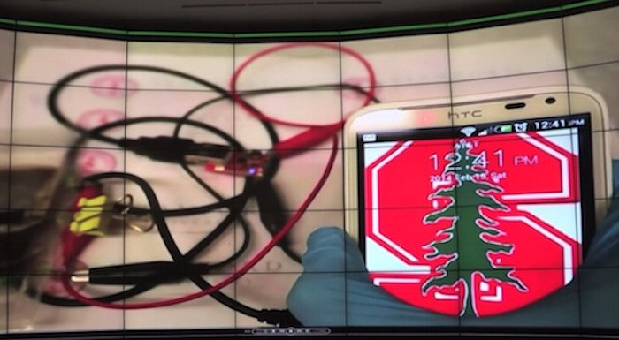 Stanford araştırmacıları bir dakikada şarj olan pil geliştirdi