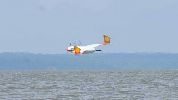 ABD Donanması hem uçabilen hem de yüzebilen drone geliştiriyor