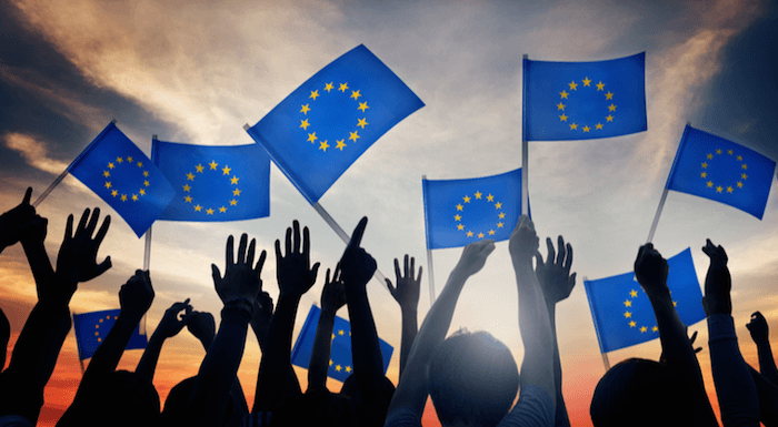 Avrupalı mobil operatörler Google'ın en büyük silahını elinden alabilir