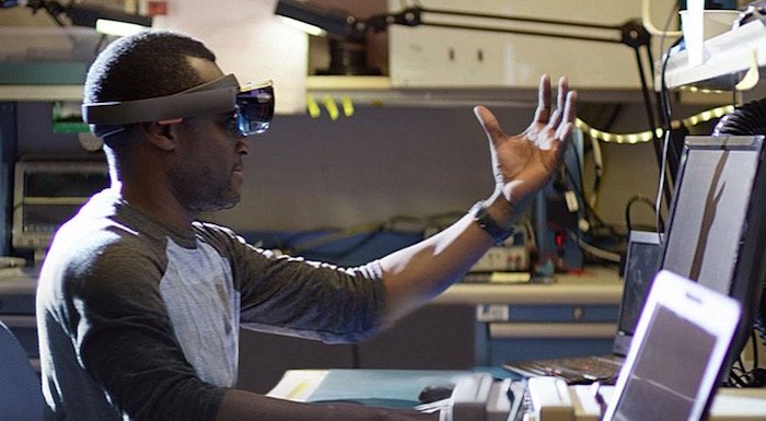 Dünya, Microsoft HoloLens'in gözünden nasıl görünüyor?
