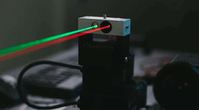 Facebook uzak mesafede lazerle iletişim üzerinde çalışmaya başladı