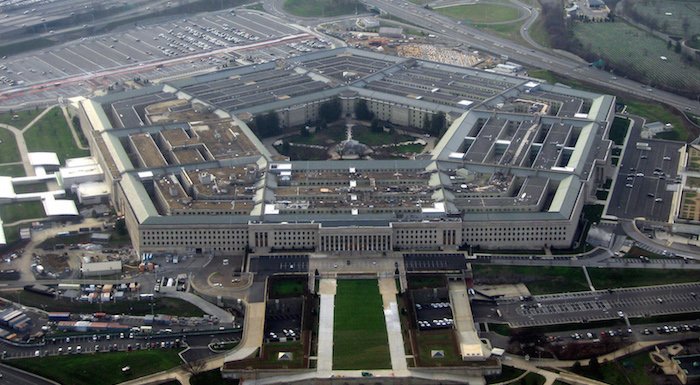 Apple, Pentagon'un savunma amaçlı giyilebilir teknolojiler geliştirmesine yardım edecek