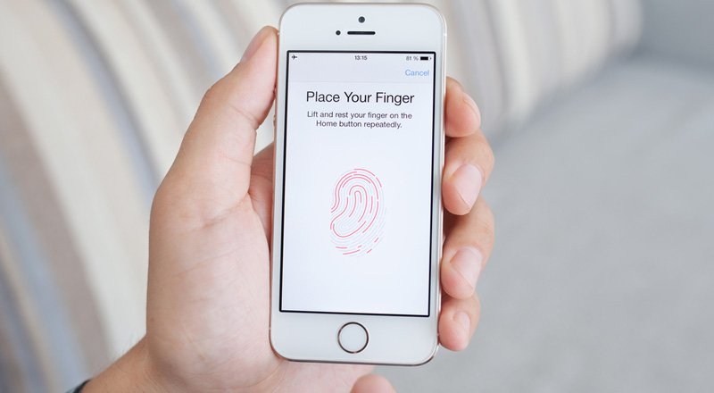 Apple'dan parmak iziyle çalışan 