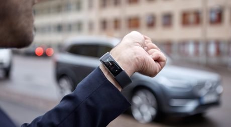 volvo-microsoft-band-2