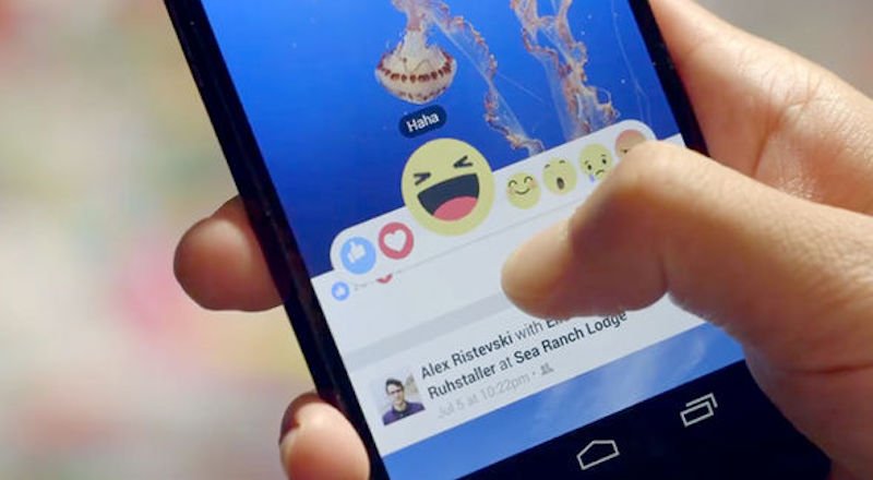Facebook Hikayeler'e ifadeler geliyor