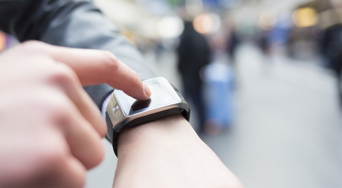 Apple'ın domine ettiği küresel akıllı saat sevkiyatı üç kat arttı