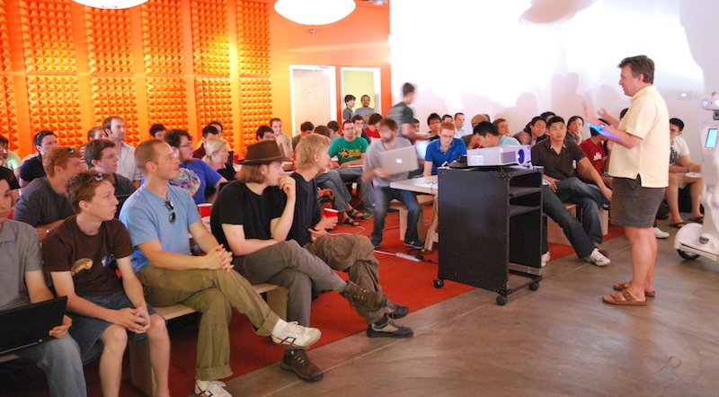 Son sekiz yılda kurulan girişimlerin ürünleri uygulamaya, gelir modelleri SaaS'a kaydı