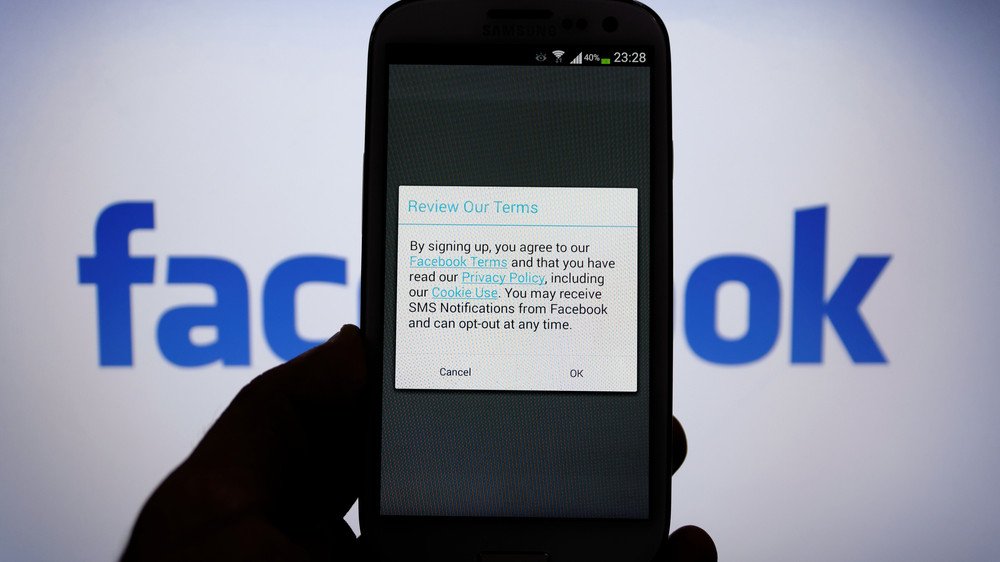 Facebook: Vazgeçtik, arkadaş önerisi için konum takibi yapmıyoruz