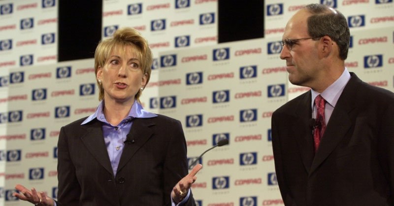 Compaq Computer 18,6 milyar dolara satıldı.