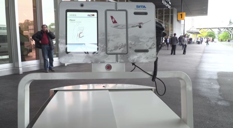 Hava limanında valiz teslimini hızlandıran robot: Leo