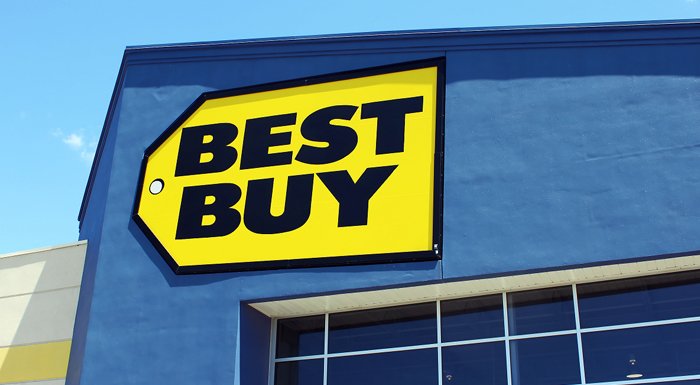 Best Buy mağazaları gözü sanal gerçeklik gözlüklerine dikti