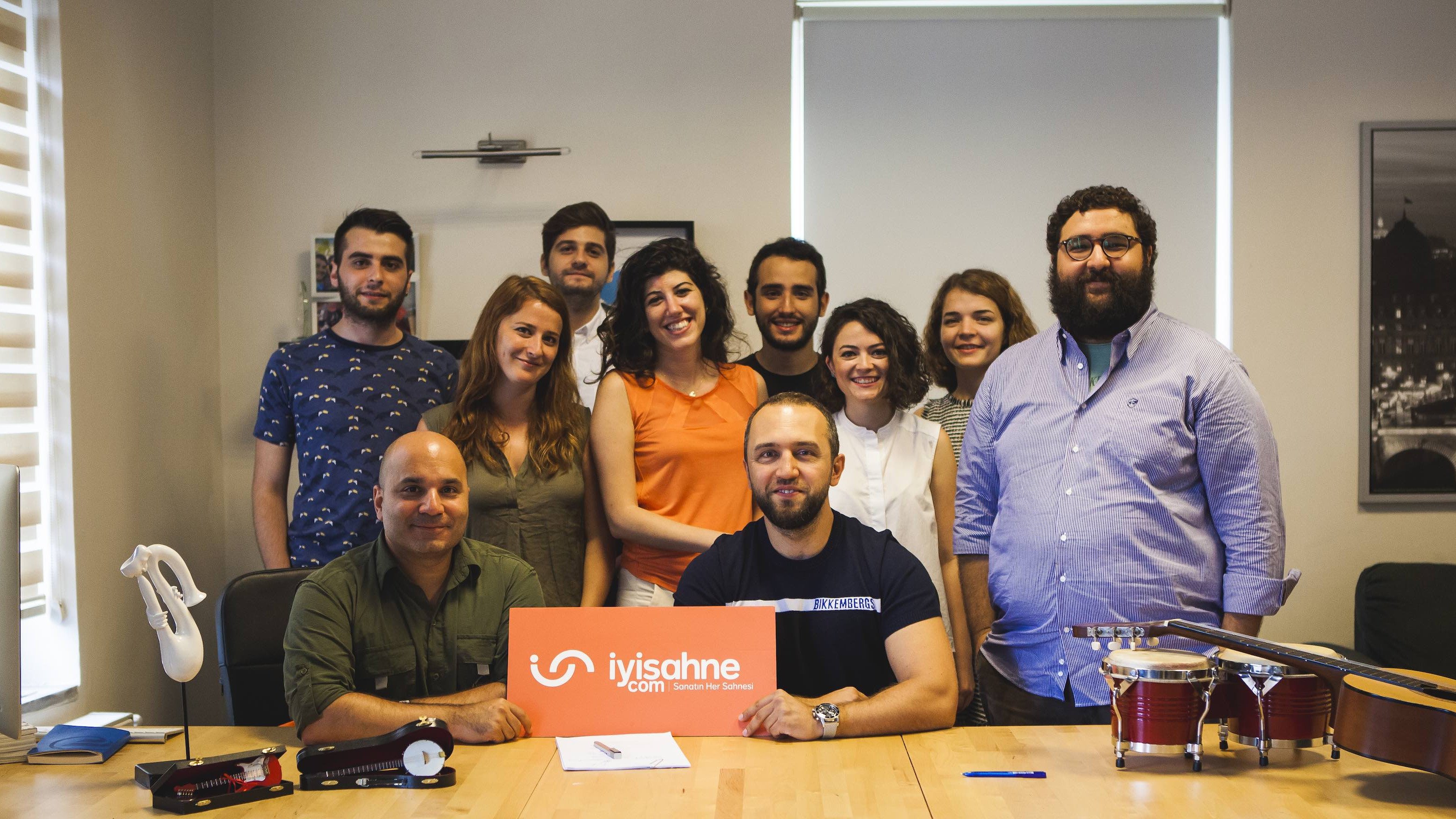 Sanatın ve sanatçının pazar yeri iyisahne.com 5 milyon TL değerlemeyle yatırım aldı