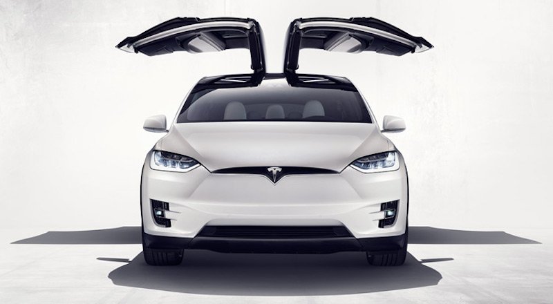 Dört günde bir yeni mağaza açmayı planlayan Tesla'nın 2016 rotasında İstanbul yok