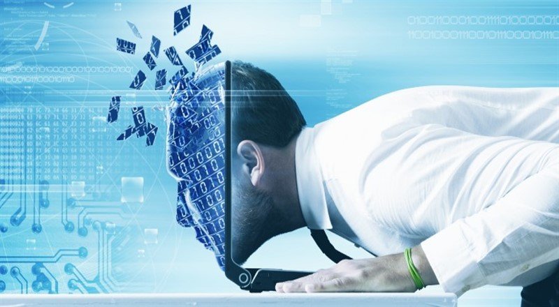 Teknoloji milyarderleri, yaşadığımıza inandıkları Matrix benzeri simülasyondan bizleri çıkarmayı hedefliyor!