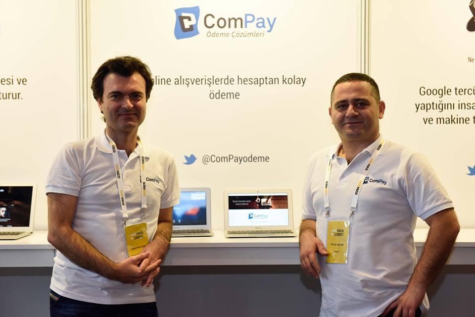 Startup Lounge'un geçen seneki katılımcılarından Compay'in demo masası