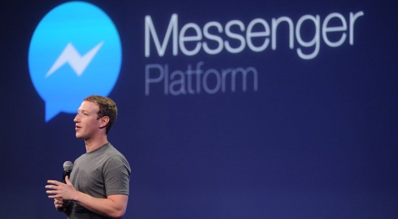 Facebook web sitesinde müşteri destek servisi için Messenger eklentisini tanıttı