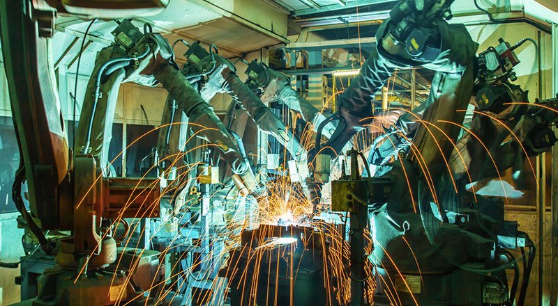 Az eğitimli kişiler, teknolojinin işlerini ellerinden alacağına inanmıyor