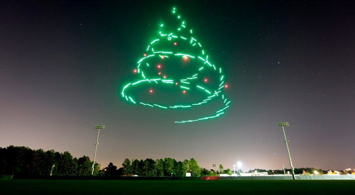 Intel ve Disney, 300 drone'un katıldığı gökyüzü şöleniyle gövde gösterisi yaptı